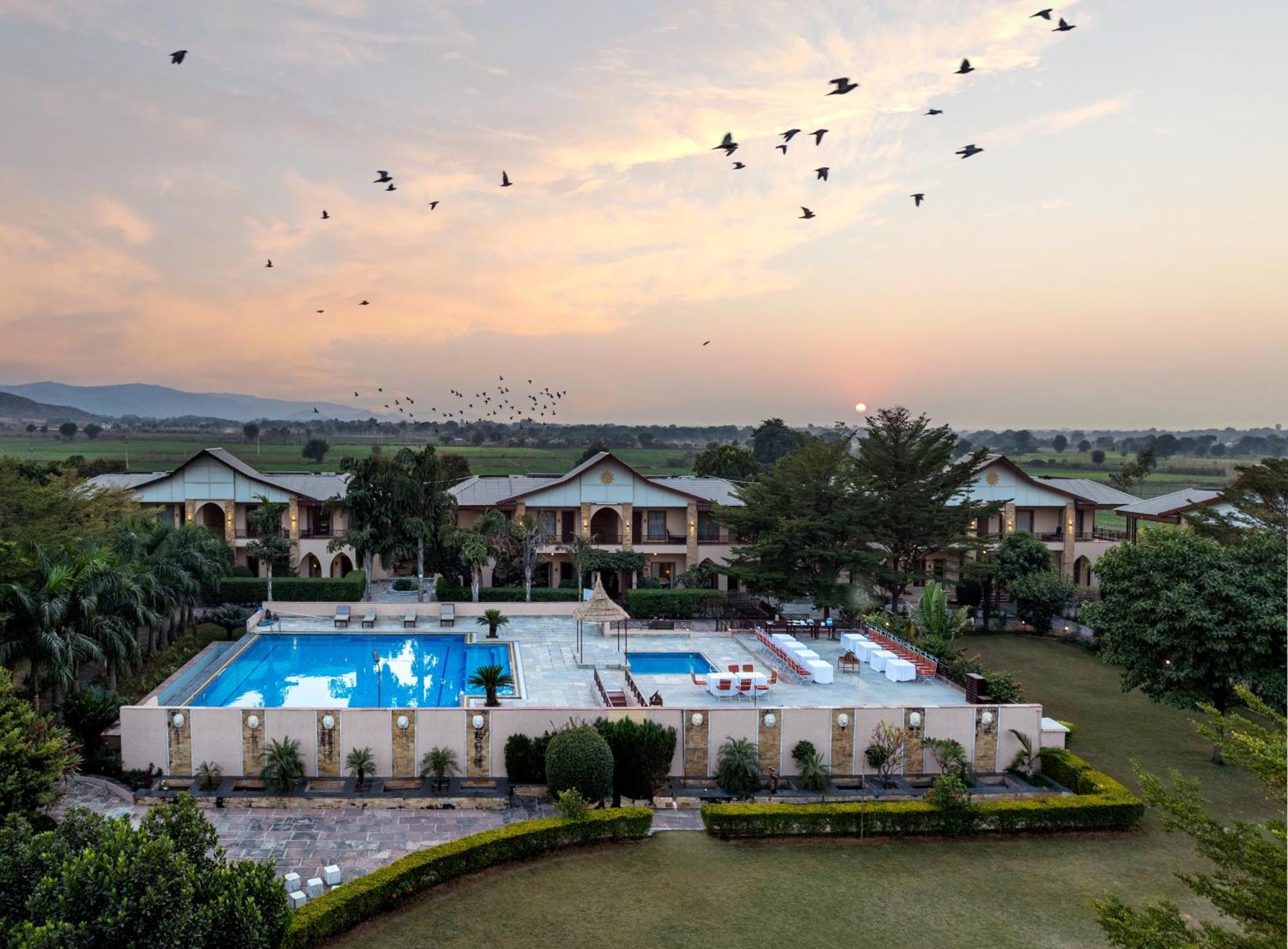 Abhyaran Resort & Spa Ranthambore Sawai Madhopur Buitenkant foto